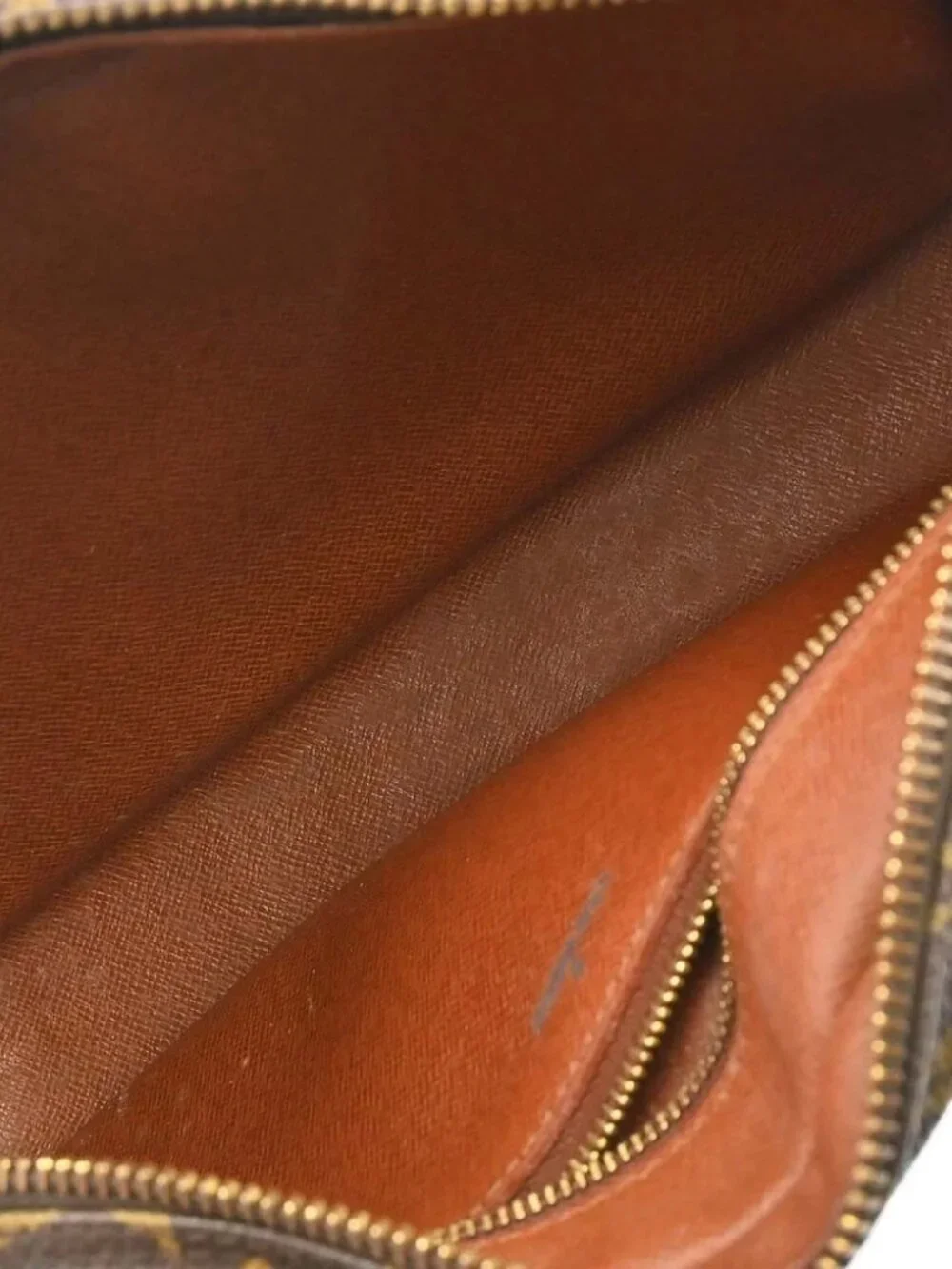 LOUIS VUITTON TROCADERO 24 SHOULDER BAG MONOGRAM